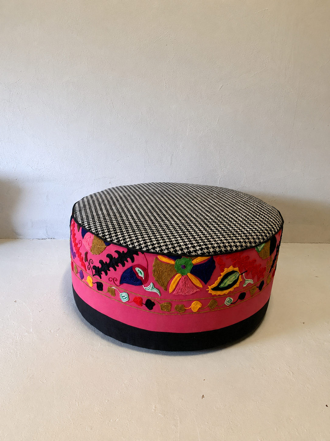 Bagru Houndstooth Ottoman
